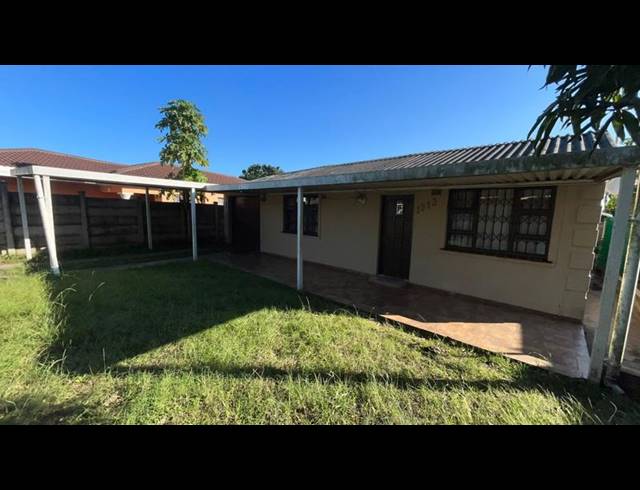 5 BEDROOM HOUSE FOR SALE IN ESIKHAWINI J
